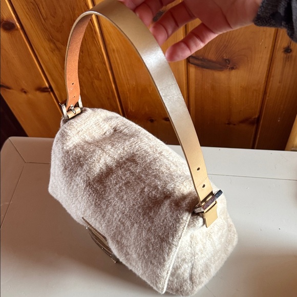 RARE Wool Fendi Mama Baguette - Picture 3 of 12